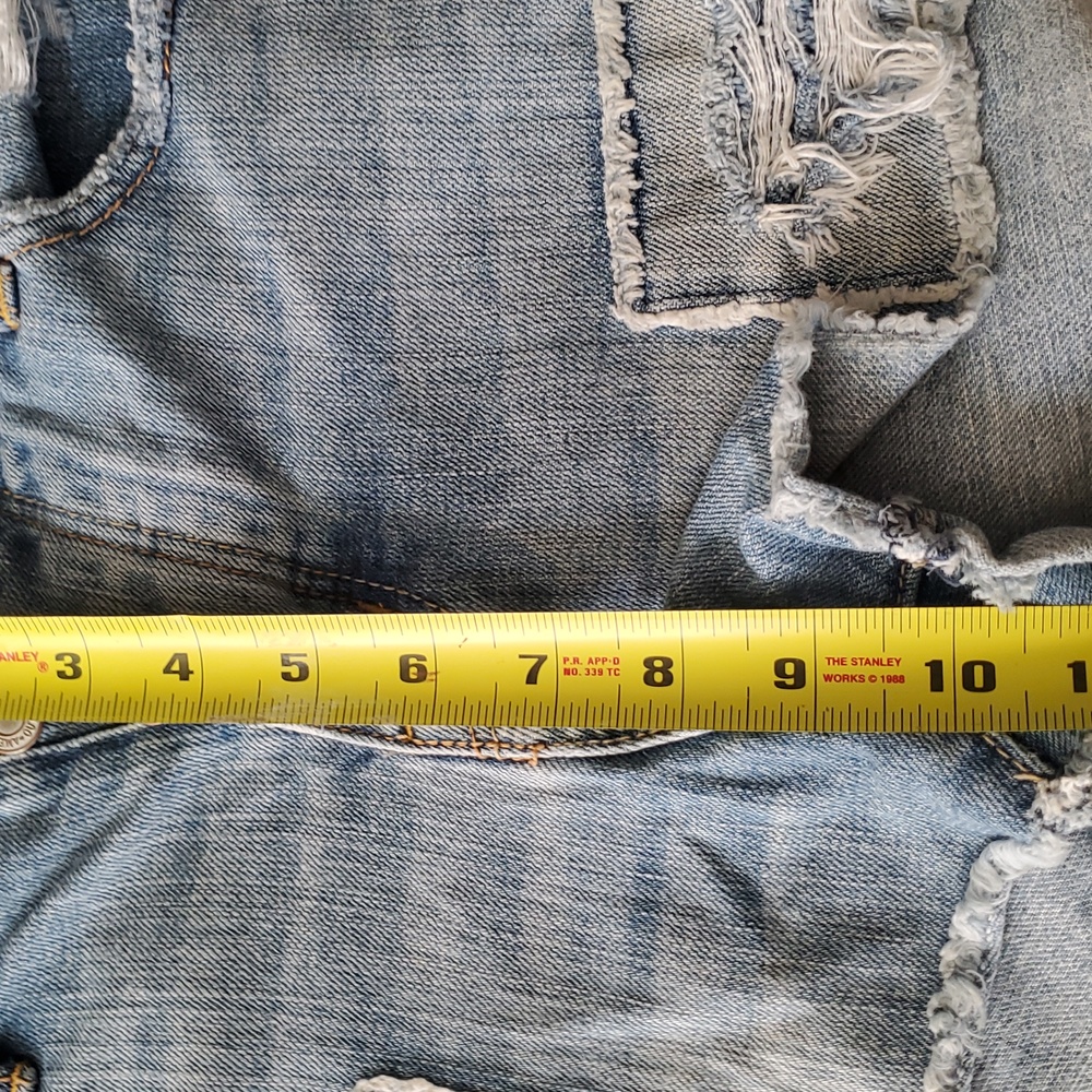 American Eagle distress Micro Daisy Dukes Jeans shorts size 4 - Picture 14 of 16